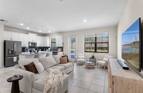 Orlando House | Fully Furnished 3BR Townhome Lake Nona Moss Park Quiet 10 mins to Medical City