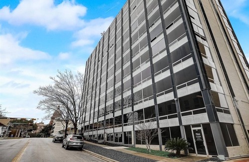 Capitol District Condo | Fully furnished all inclusive unit in Downtown