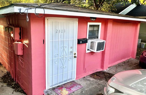 Jefferson House | Fully Furnished ALL BILLS PAID Studio