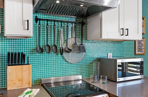 Calistoga Apartment | Fully furnished apartment tucked away on-site at UpValley Inn & Hot Springs