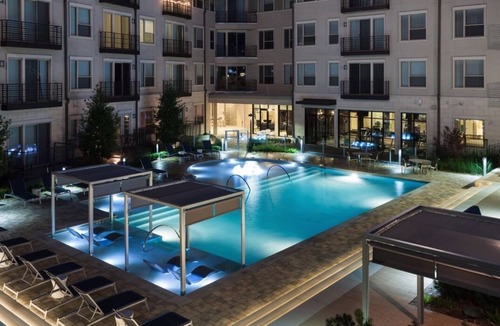 Far North Dallas Apartment | Fully Furnished Apartment in Addison, walking distance to great Restaurants