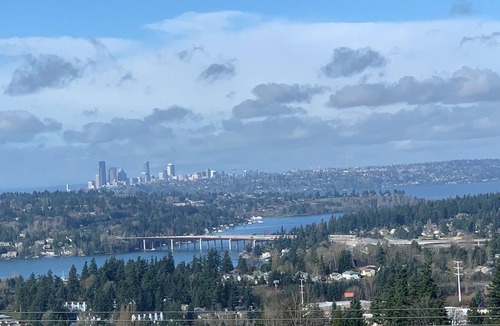 Somerset House | Fully furnished Executive house with sweeping views!