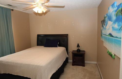 Carmel House | Fully Furnished Executive Sleeper Home