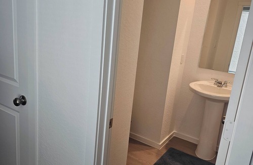 Converse House | Fully furnished home in Converse, it's nice, convenient and a quiet stay.