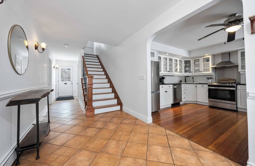 Brights Grove House | Fully Furnished Lakeside Getaway in Beautiful Bright's Grove!