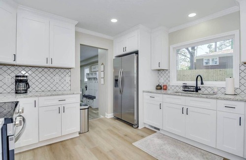 Montclair House | Fully-Furnished Rent-Ready Ranch