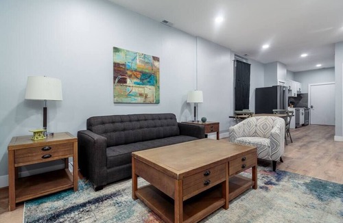 Old Town Apartment | Fully Furnished Rental in Old Town - 2 beds - Unit 2F