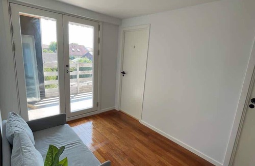 Amager Apartment | Fully furnished room with shared kitchen and bathroom 2
