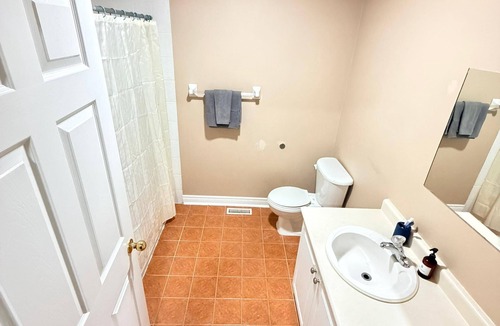 Whitby House | FULLY FURNISHED ROOMS FOR RENT | SHORT & LONG TERM | MIN 1-WEEK STAY