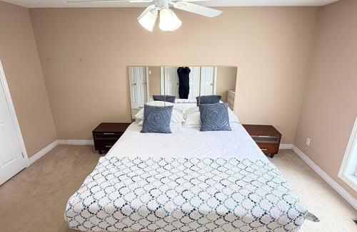 Whitby House | FULLY FURNISHED ROOMS FOR RENT | SHORT & LONG TERM | MIN 1-WEEK STAY