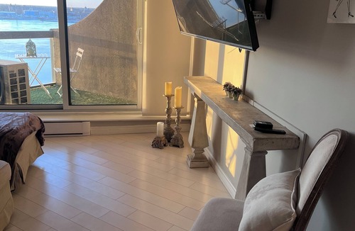 Corunna Apartment | FULLY FURNISHED TURN-KEY TWO BEDROOM CONDO WITH WATERVIEW