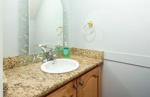 Carrboro House | Fully Renovated 2 bdrm/2.5ba near UNC & Weaver St!