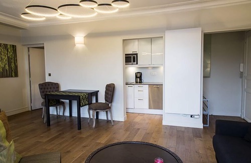 Quartier du Gros-Caillou Apartment | Fully renovated apartment - 3 people - VIEWS on Eiffel - AC unit -