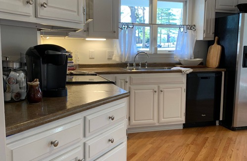 Saint Andrews House | Fully renovated campus home.