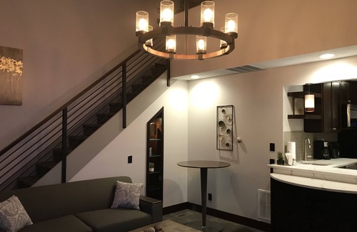 Canadian Lakes Condo | Fully Renovated Condo - Sleeps 7!