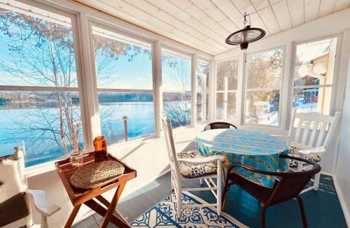 Bouchette House | Fully renovated cottage on Lac 31 milles