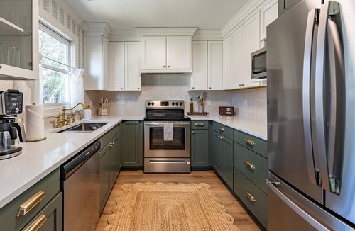 Fuquay-Varina House | Fully Renovated - Fuquay-Varina Cottage + Pets