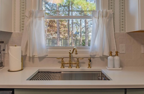 Fuquay-Varina House | Fully Renovated - Fuquay-Varina Cottage + Pets