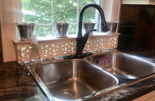 Ashburn House | Fully renovated farmhouse