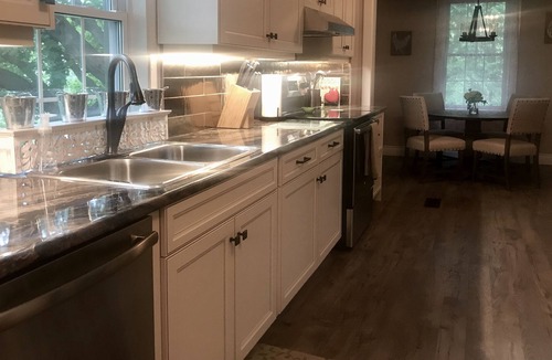 Ashburn House | Fully renovated farmhouse