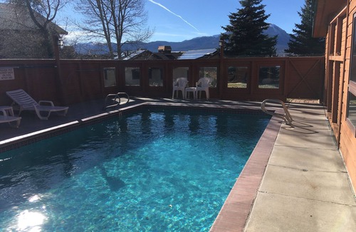 Dillon Condo | Fully renovated, great lake and mountain views in heart of Colorado ski country