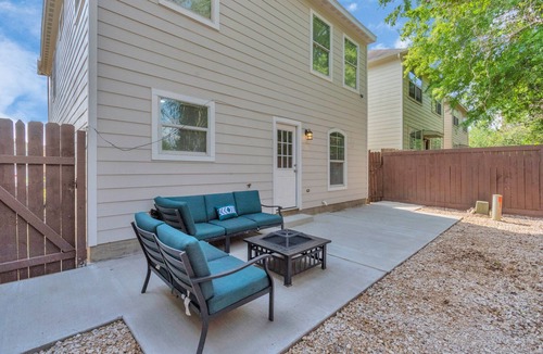 Houston House | Fully Renovated home/Crashpad