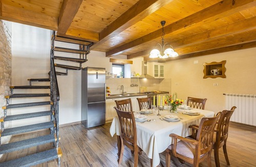Muzini House | Fully Renovated Villa in quiet surroundings.