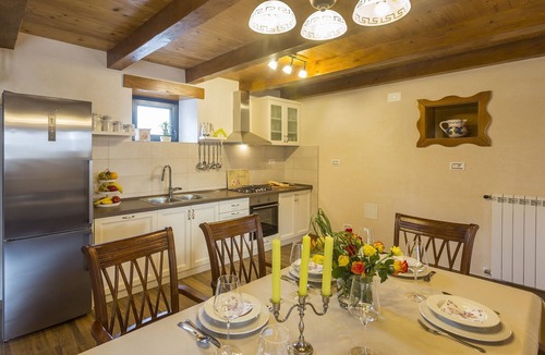 Muzini House | Fully Renovated Villa in quiet surroundings.
