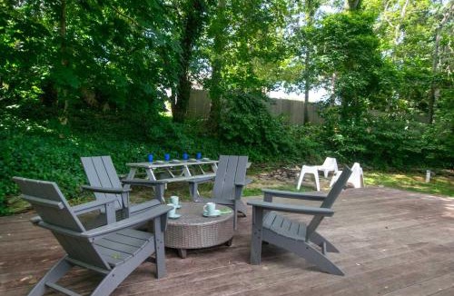 East Dennis House | Fully Renovated Walk to Scargo Lake