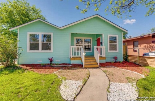 Northwest Los Angeles Heights House | Fully renovatedClose to airportn