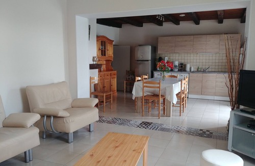 Lauzun House | Fully restored stone farmhouse with private pool