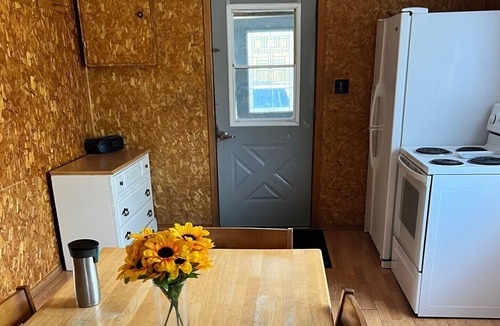 Chapleau Cabin | Fully stocked, family-sized cabin - within !