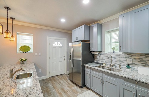 Baytown House | Fully Updated & Convenient! Baytown Home Near Dtwn