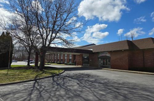 Fulton Hotel | Fulton Hotel - Oswego Riverfront