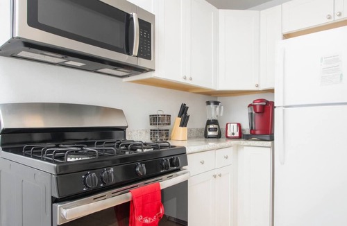 Shearer Hills - Ridgeview House | Fun 3bed/2Bath home with pool