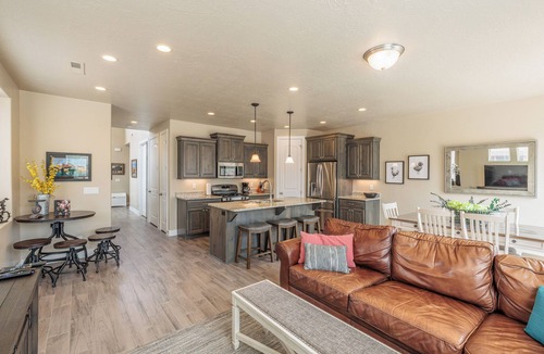 St. George Villa | Fun 3BR w/Arcade & Game Room - Near 18th & Pool