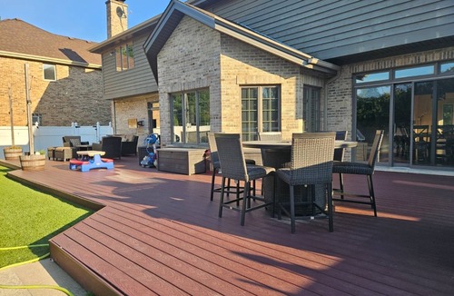 Wood Dale House | Fun 5BR 4.5BA, Pool, Hot Tub, Game Rm Near O’Hare