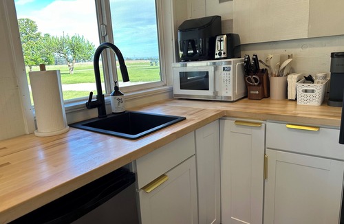 Kalispell Apartment | Fun and Cozy Country Studio With Large Outdoor Fire Pit!