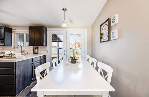 Murray House | Fun and Cozy Getaway