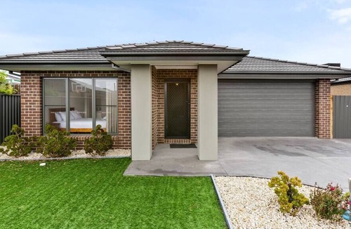 Lara House | Fun at Foxglove Summa