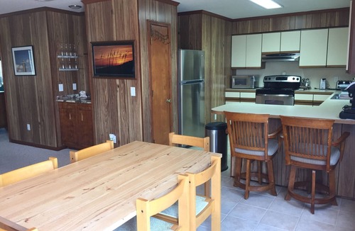 Holden Beach House | FUN BEACH GETAWAY! Beach Access Across the Street/Fully Equipped Kitchen