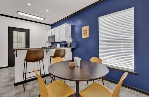 University District House | Fun & Funky #2 centrally located in Memphis!