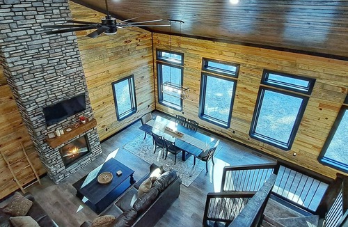 Wilburton Cabin | Fun group? Fun Cabin near Robbers Cave State Park! Sleeps 14!