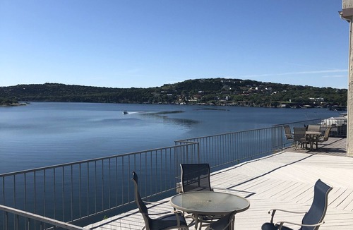 Briarcliff Condo | Fun N Sun Lake Travis Waterfront Condo