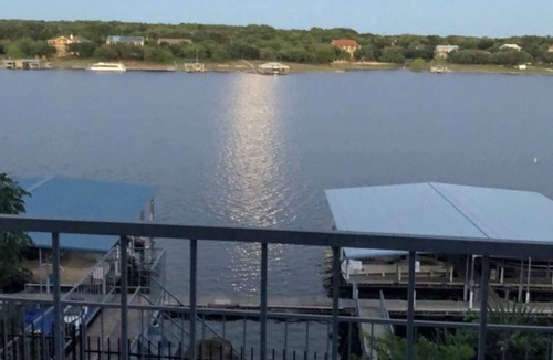 Briarcliff Condo | Fun N Sun Lake Travis Waterfront Condo