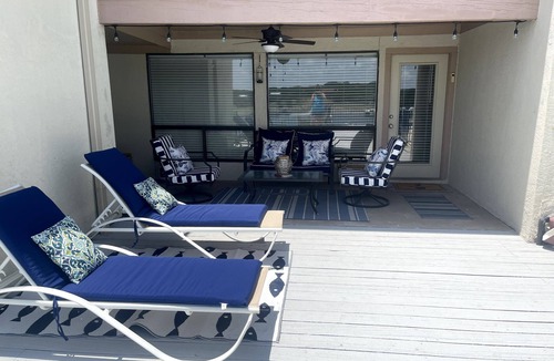 Briarcliff Condo | Fun N The Sun Lake Travis Resort 105