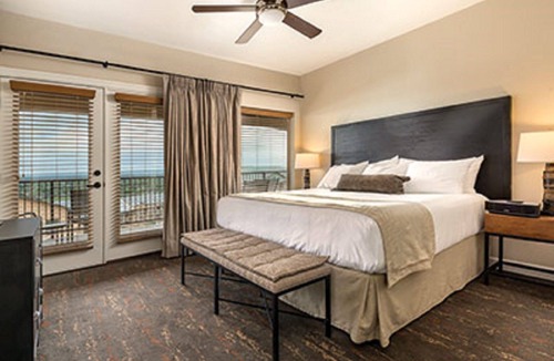 Marble Falls Resort | Fun on Lake & River & Country Side !