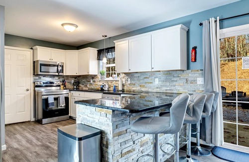 Mount Pocahontas House | Fun Poconos Vacation, Game Room