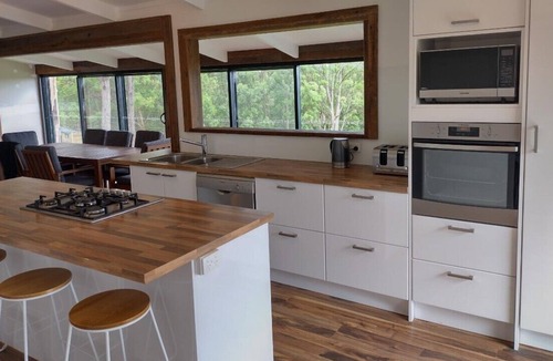 Limeburners Creek House | Function House & Bush Retreat