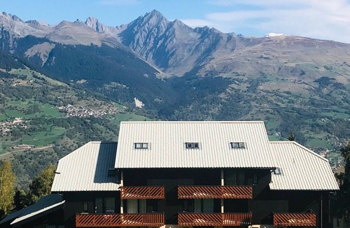 Montalbert Apartment | Functional Duplex Apartment · Direct Slope Access · Balcony · Parking · Ski Lockers